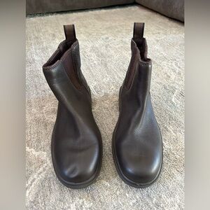 UGG women’s  Dark Brown Leather Boots